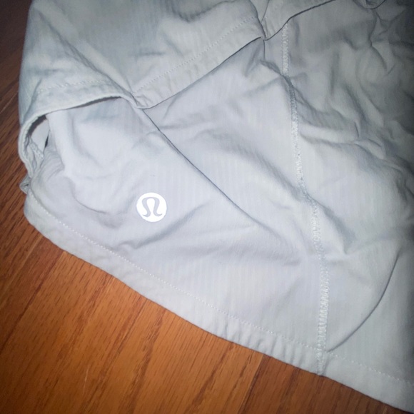 Lululemon speed up shorts - Picture 3 of 3